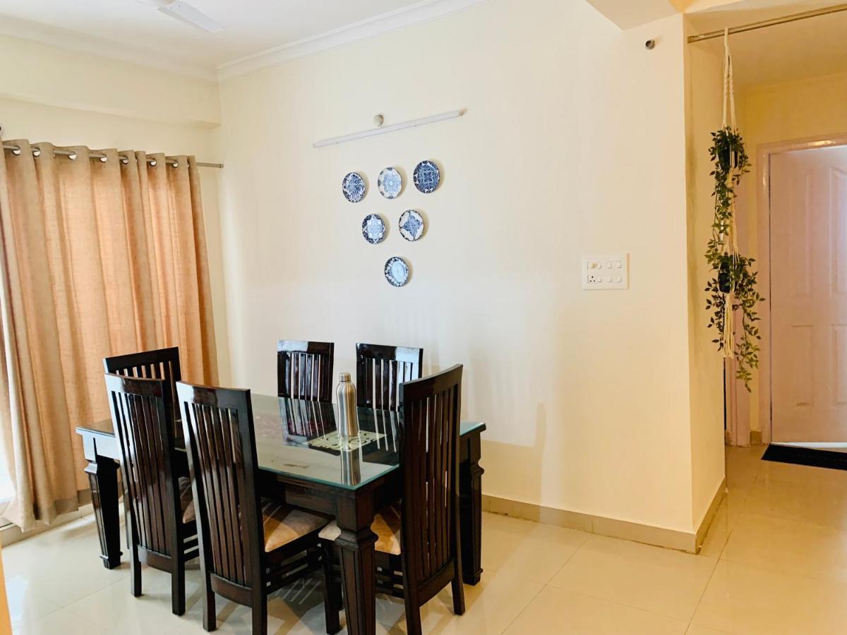 Tranquil Apartment Varanasi Exterior photo
