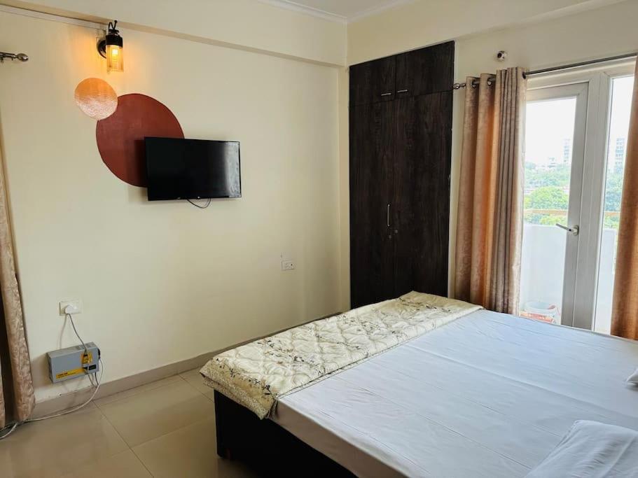 Tranquil Apartment Varanasi Exterior photo
