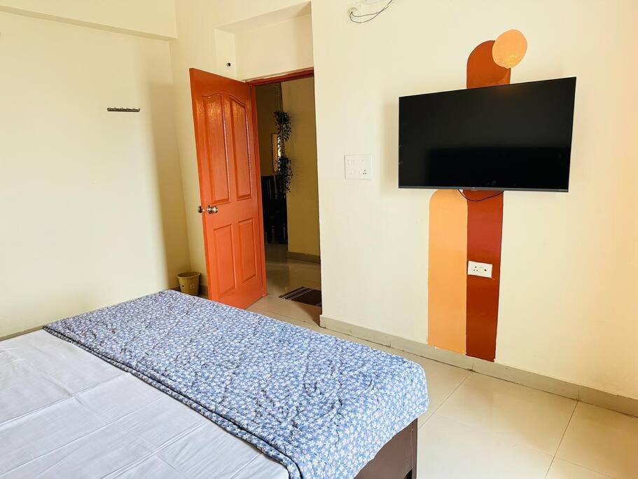 Tranquil Apartment Varanasi Exterior photo